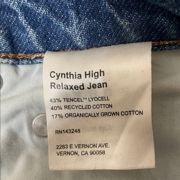 Reformation Cynthia High Relaxed Jeans size 30X31 - Picture 8 of 9